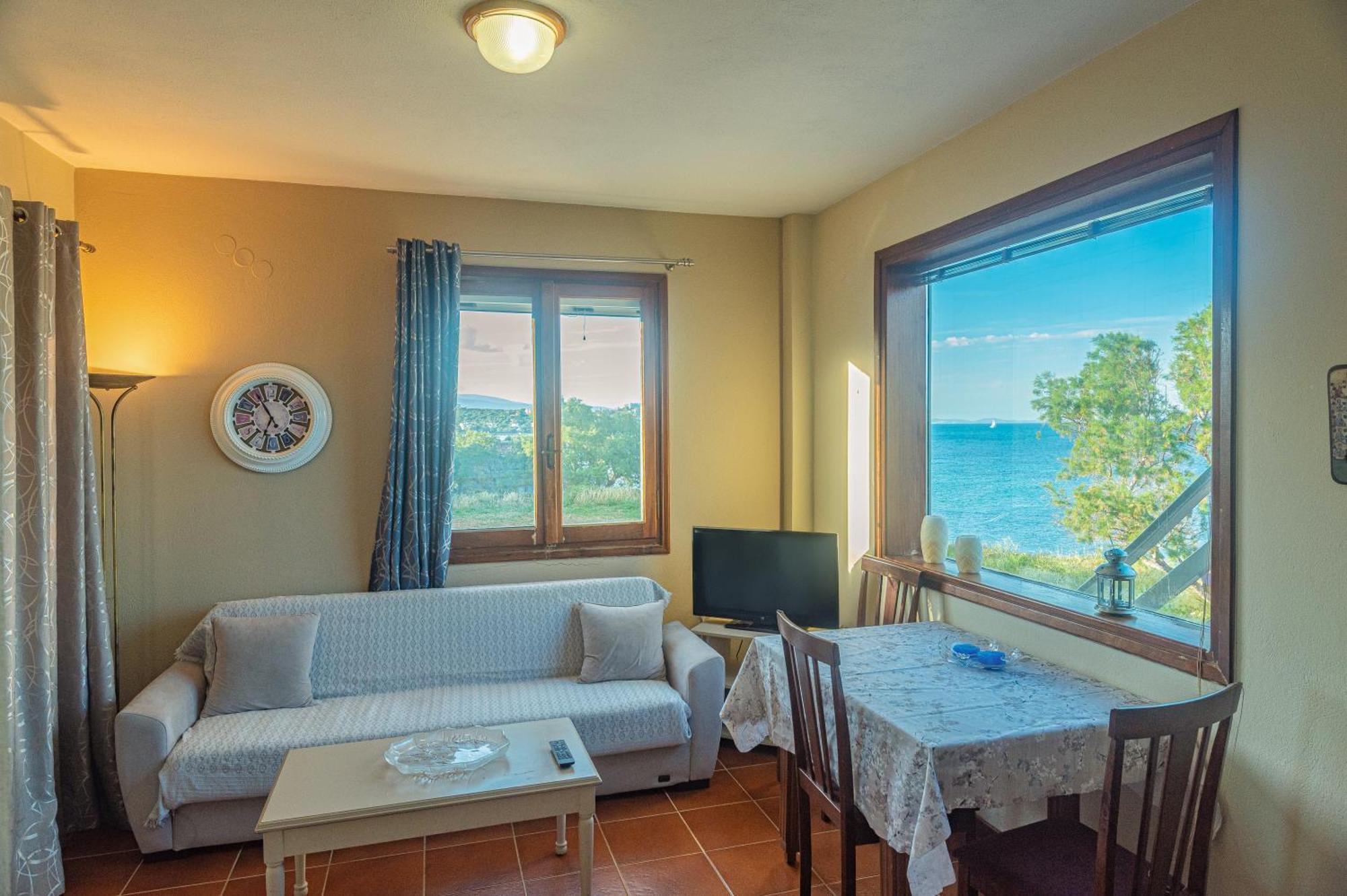 Aegean Bliss Residences Karfas Exterior foto